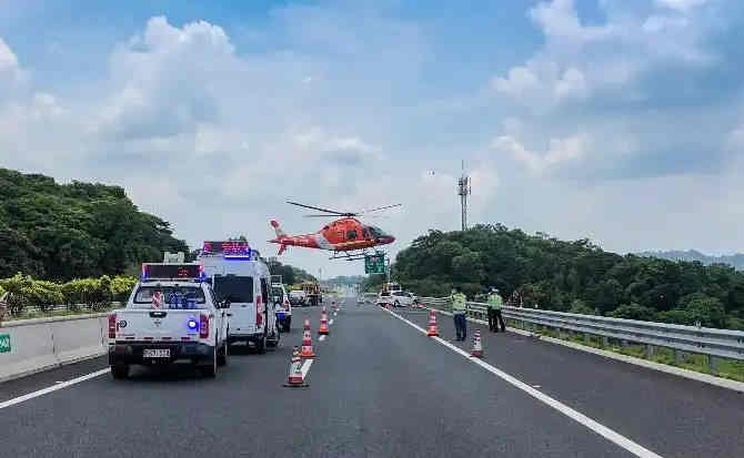 阳新高速公路汽车救援案例